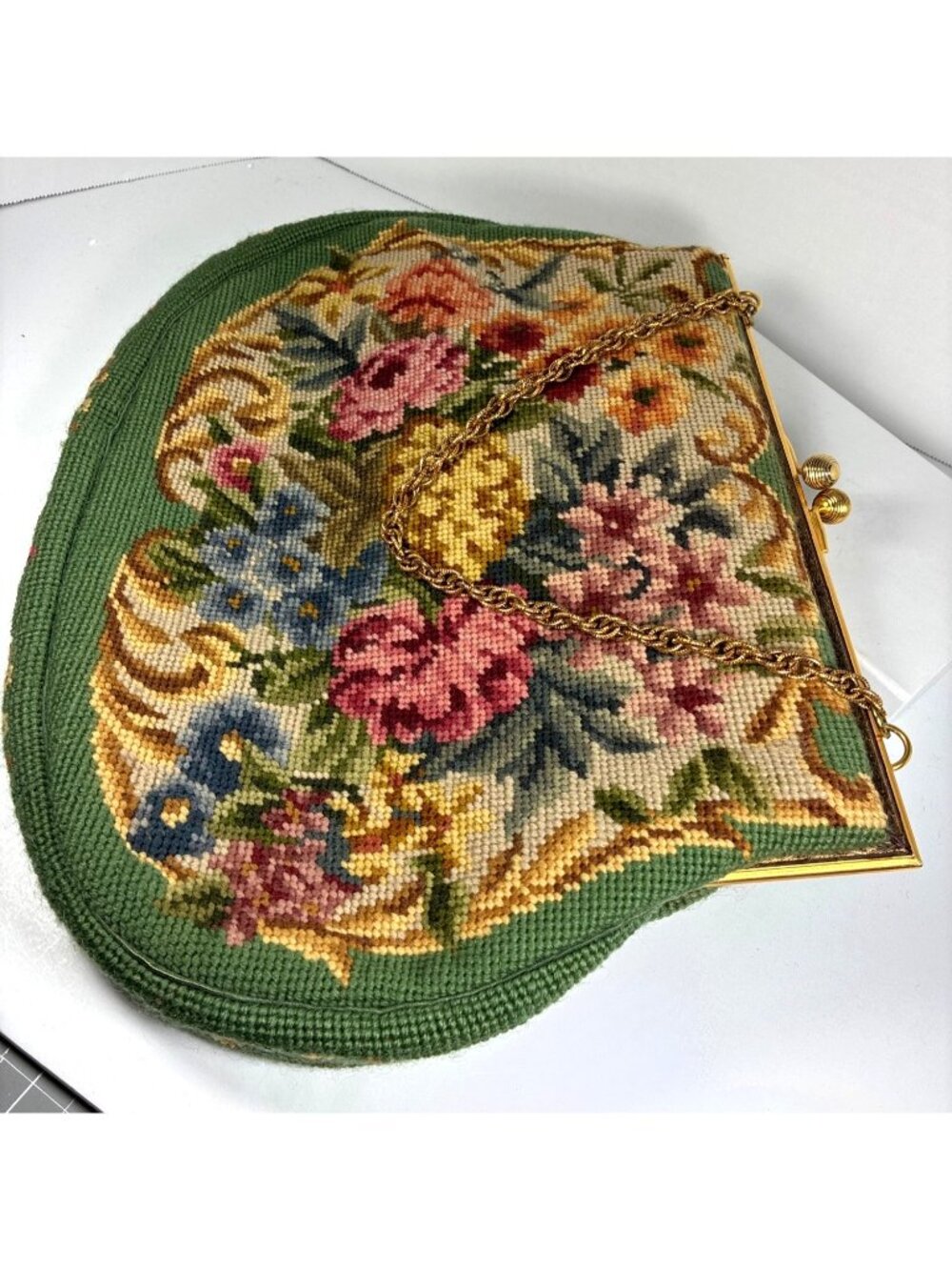 Vintage 1950s 60s Floral Needlepoint Handbag Gold Frame Chain Mirror
